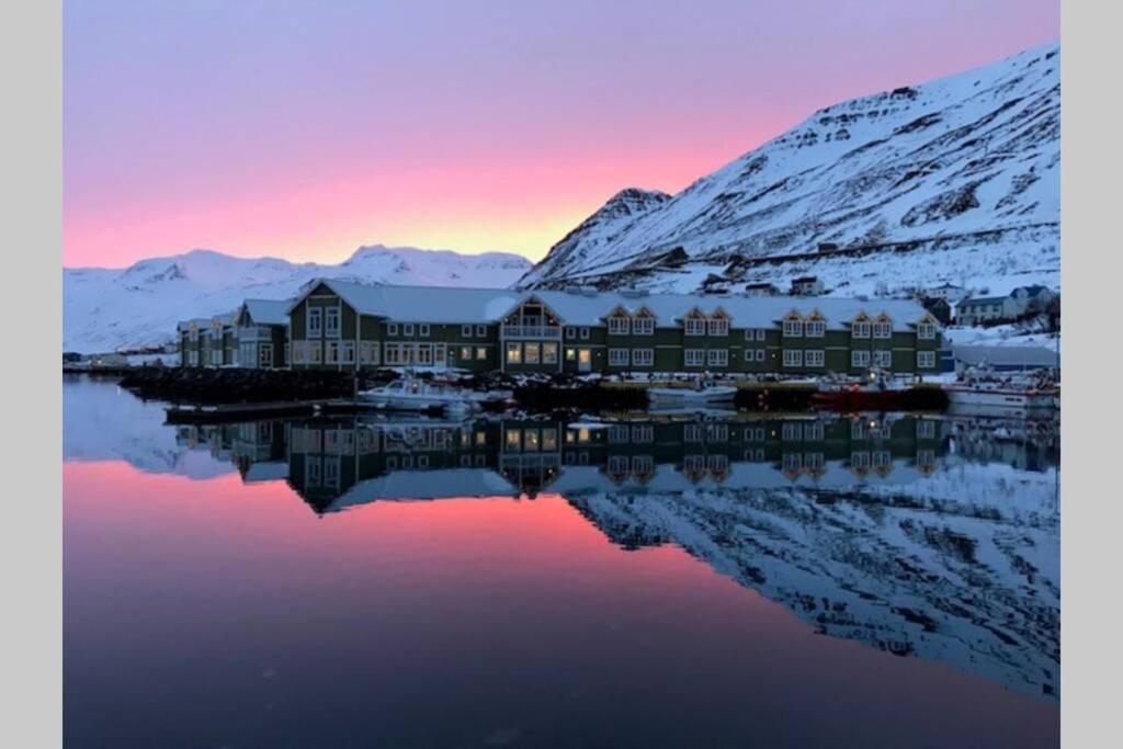 House With A Warm Soul In North Iceland Siglufjordur Exterior foto